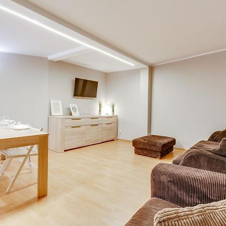 Apartament Poddasze Przy Palmiarni Гливице Экстерьер фото